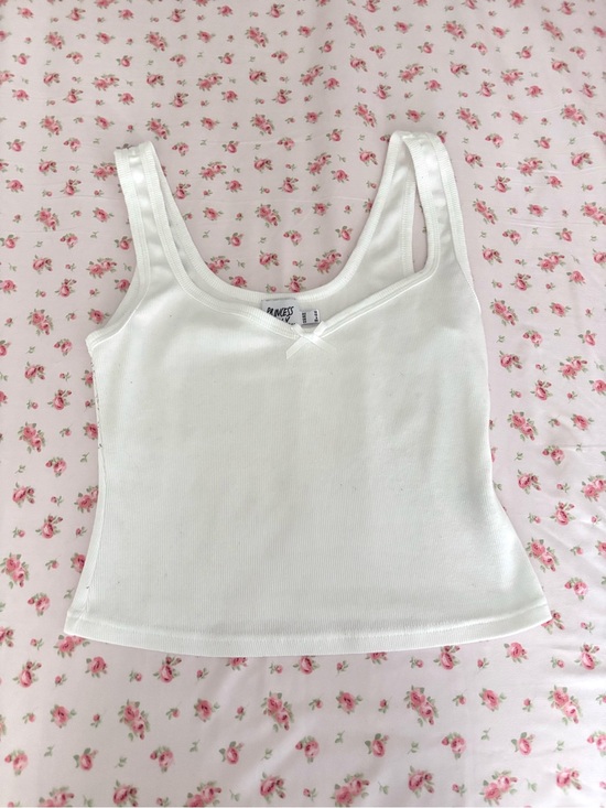 Princess Polly Tops - Princess Polly White Tank Bow Detail